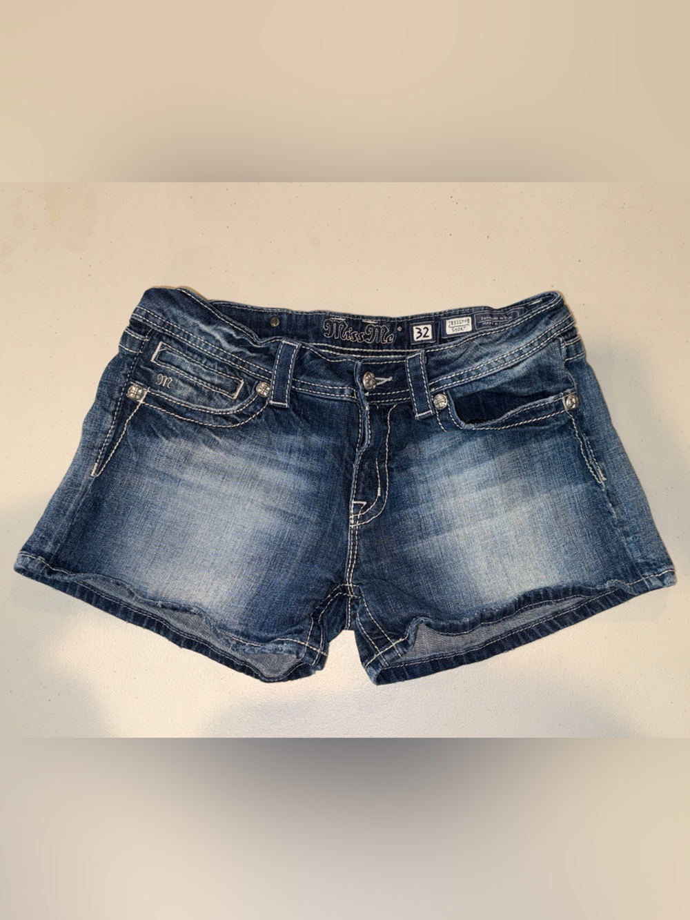 Miss Me Buckle Up Denim Jean Shorts Waist 32